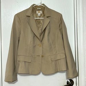 Beautiful piece size 12